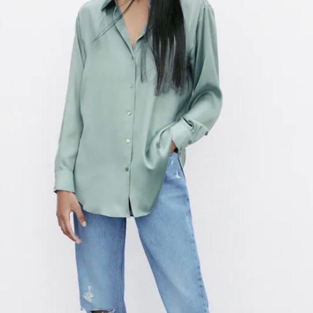 ZARA-SatinLike Soft Mint Green Button Up Blouse (Size:S)